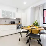 Calm & Modern For 4 Canteras *